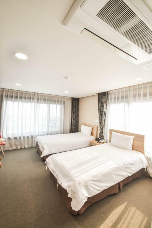 Dream Jeju Hotel Seogwipo Exterior photo